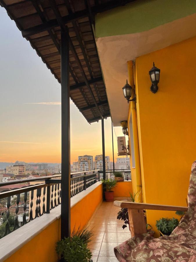 Cozy Big Apartment With Balcony Tirana Kültér fotó