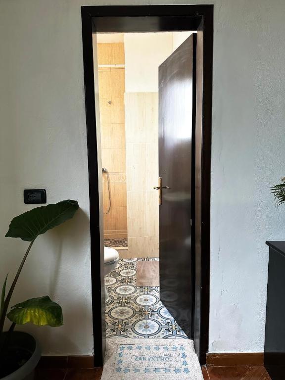 Cozy Big Apartment With Balcony Tirana Kültér fotó