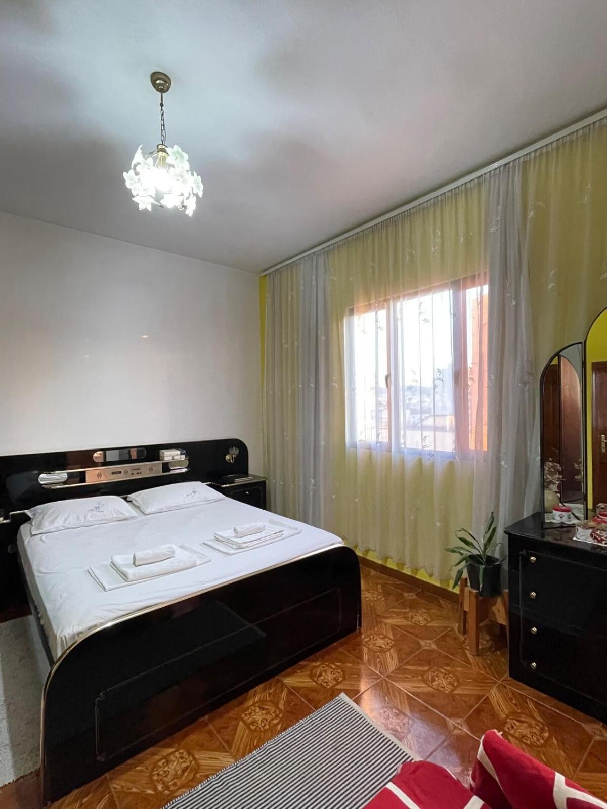 Cozy Big Apartment With Balcony Tirana Kültér fotó
